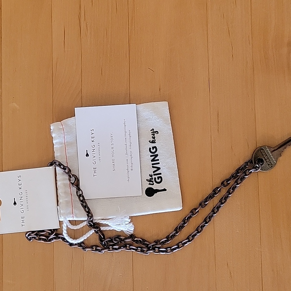 NWT The Giving Keys Bronze Necklace with Key Pendant